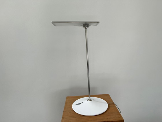 Image 1 of Humanscale horizon tafellamp