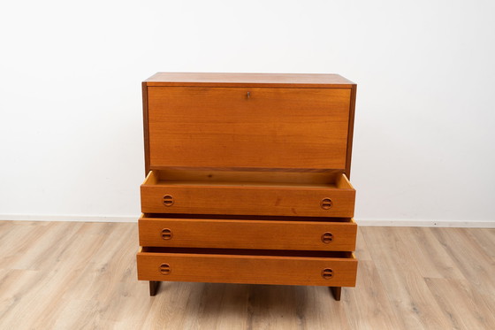 Image 1 of Deens houten Highboard