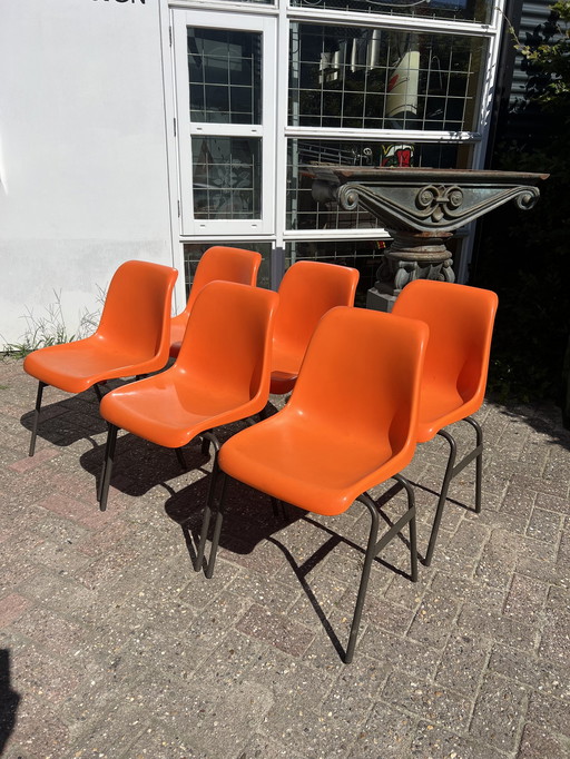 6 jaren zeventig schoolstoelen 