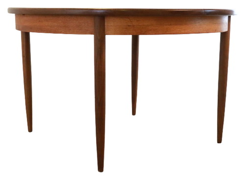 G-Plan eettafel rond verlengbaar vintage 'Breadsell'