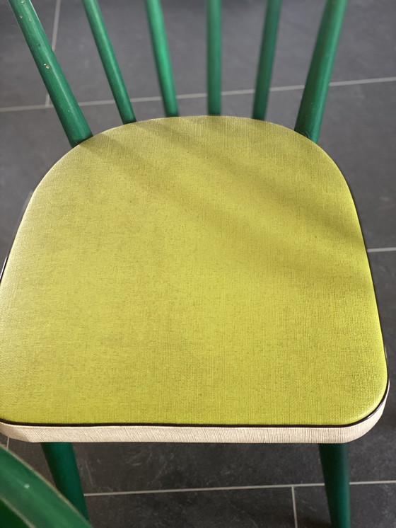Image 1 of Set van 4 Vintage eetkamerstoelen met spindelrug