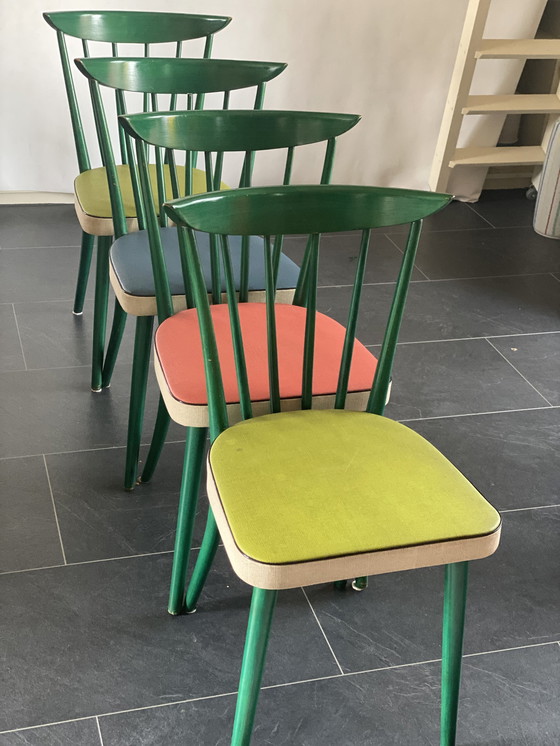 Image 1 of Set van 4 Vintage eetkamerstoelen met spindelrug