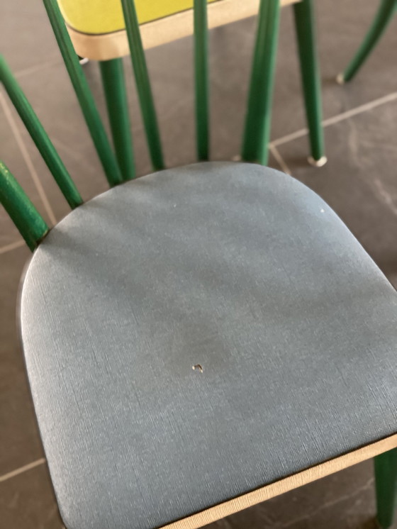 Image 1 of Set van 4 Vintage eetkamerstoelen met spindelrug