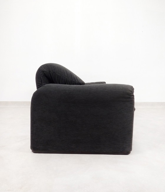 Image 1 of Cassina Maralunga bicolore black- grey