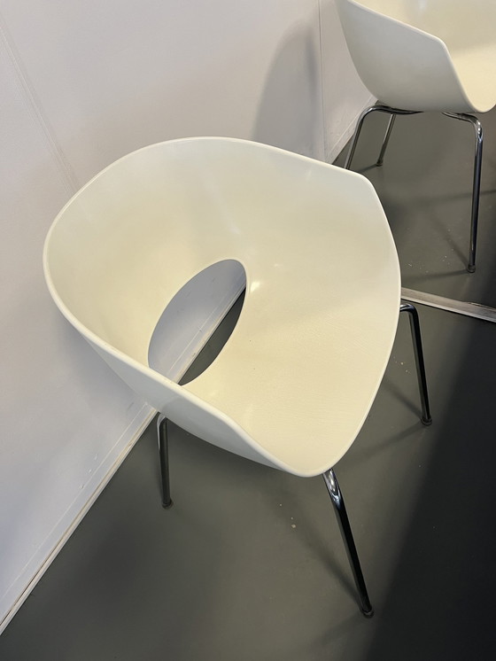 Image 1 of 8 Sintesi Orbit Large stoelen