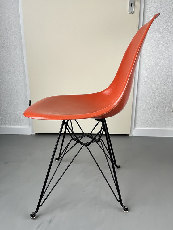 Image 1 of Eames fiberglass chair