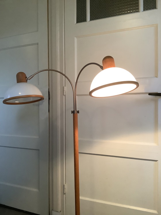 Image 1 of Vintage Verstelbare Deense Grenen Vloerlamp met Kunstof kappen