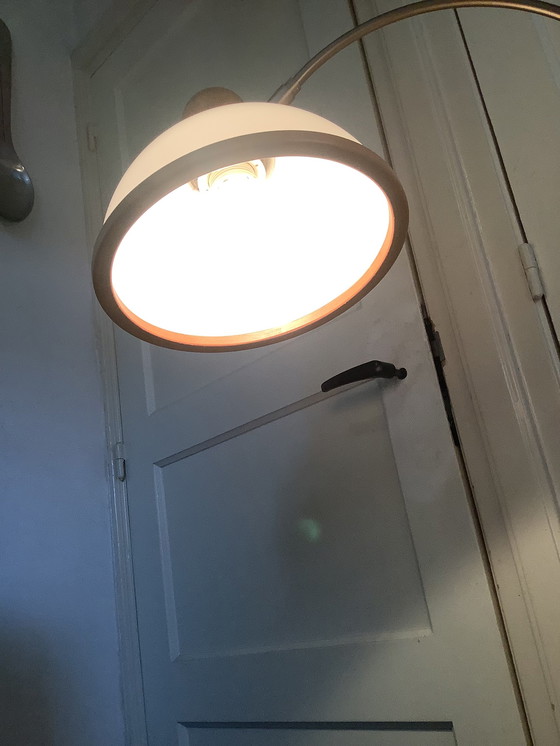 Image 1 of Vintage Verstelbare Deense Grenen Vloerlamp met Kunstof kappen