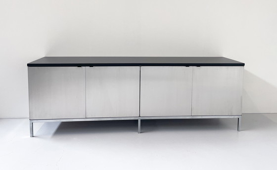 Image 1 of Knoll Florence dressoir