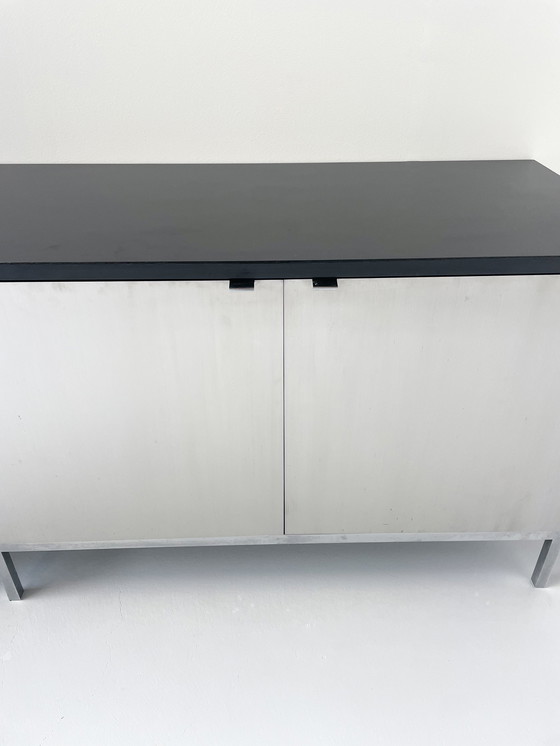 Image 1 of Knoll Florence dressoir