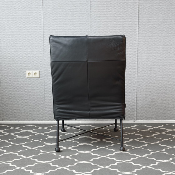 Image 1 of Montis Charly fauteuil zwart leder – zwart onderstel (6 beschikbaar prijs/st)