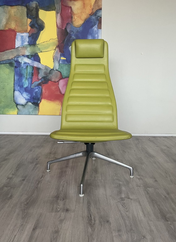 Image 1 of Capellini Lotus Attesa Lederen draaibare relaxfauteuil met hoge rugleuning