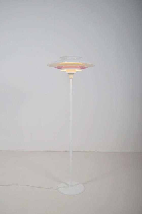 Image 1 of Deense vloerlamp model 52504 vervaardigd door Form-Light, jaren '70