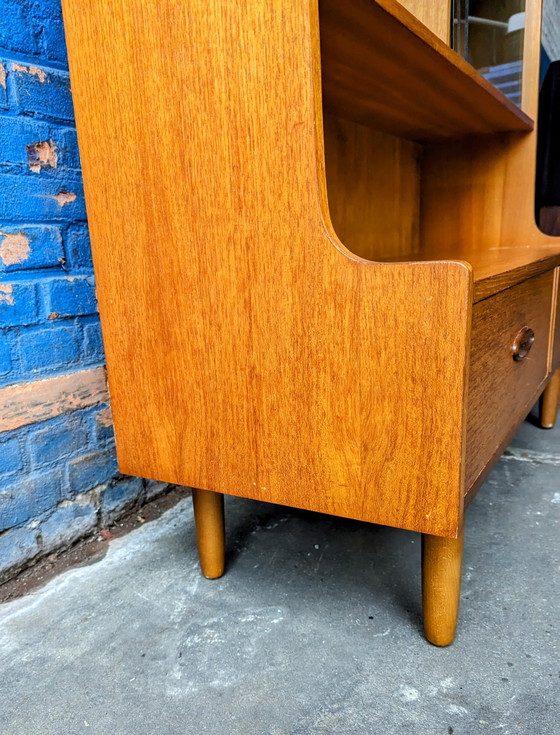 Image 1 of Vintage vitrine kast/ boekenkast, jaren 60