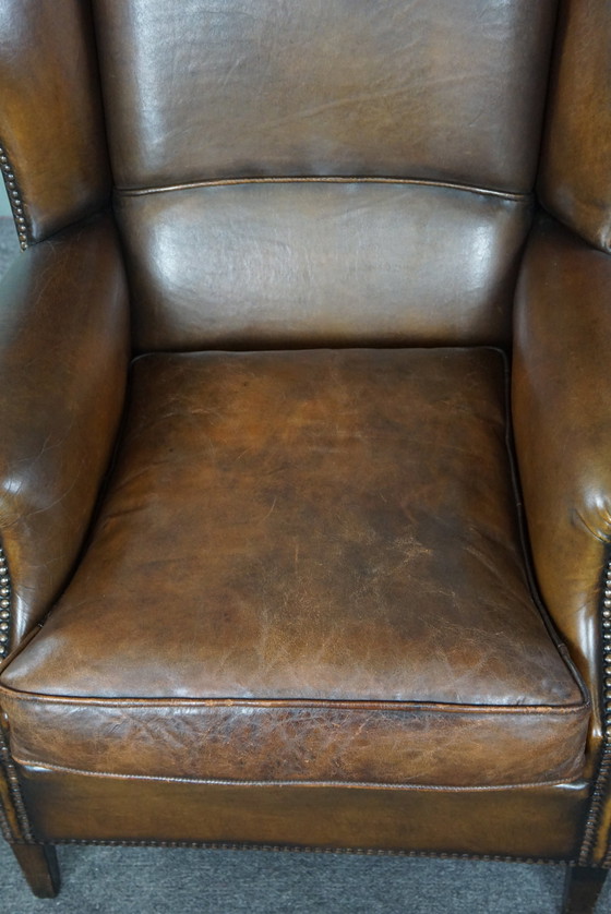 Image 1 of Oorfauteuil van schapenleer