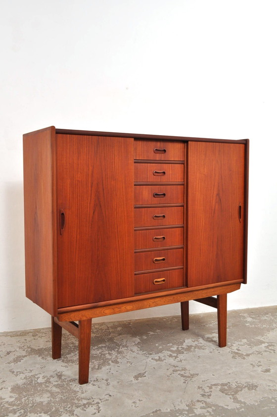 Image 1 of Deens dressoir teak