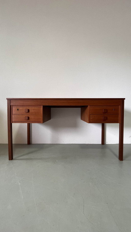 Vintage Deens bureau in teak