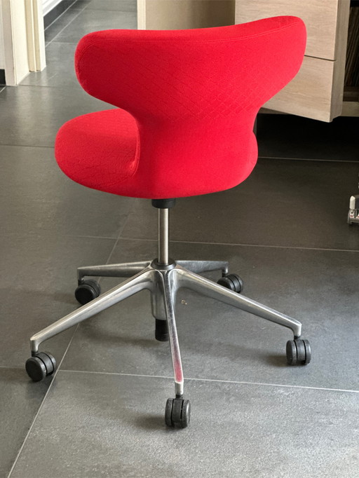 Vitra Pivot  design stoel 