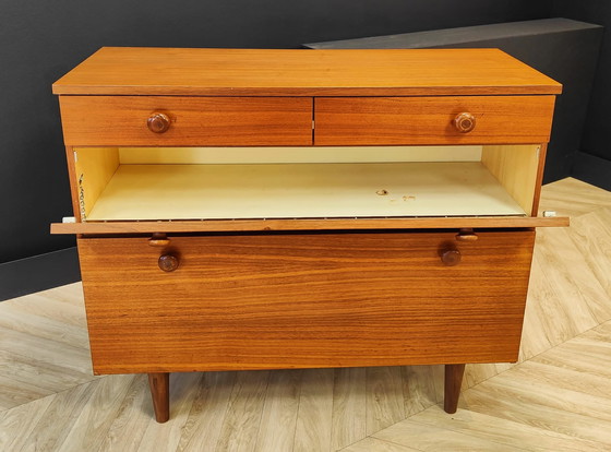 Image 1 of Mid Century dressoir