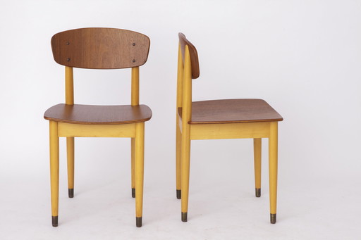 2x antieke stoelen