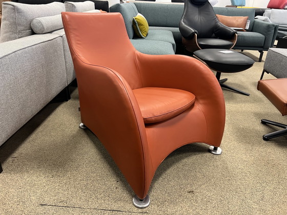 Image 1 of Montis Loge Fauteuil Tomato Red leer