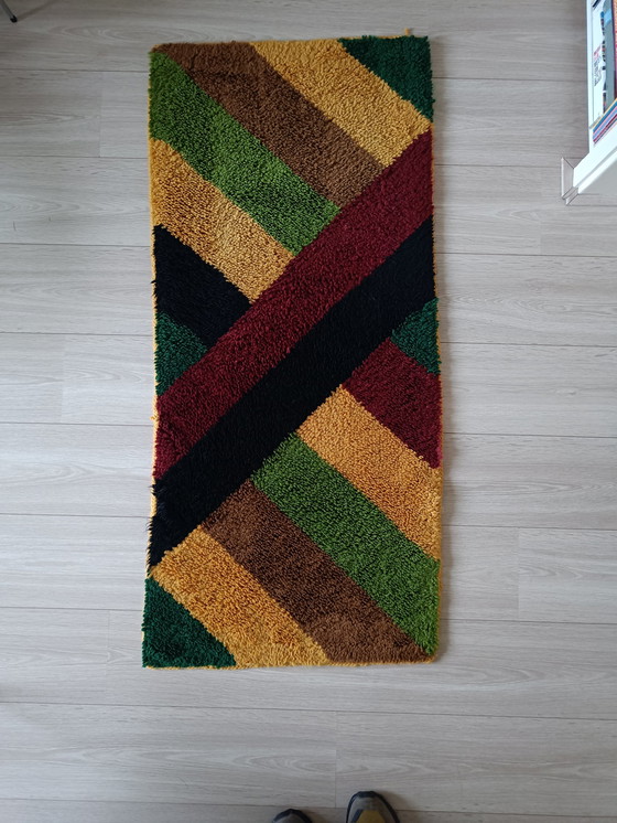 Image 1 of Vintage wand- of vloerkleed jaren 70