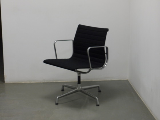 Image 1 of Vitra Eames EA 108