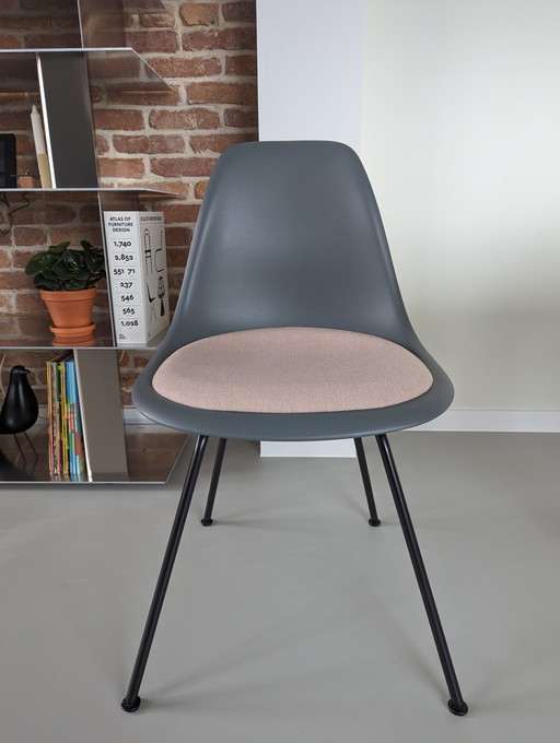 2x Vitra DSX stoel