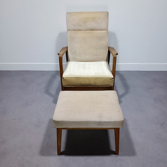 Image 1 of Knoll Antimot fauteuil met voetensteun