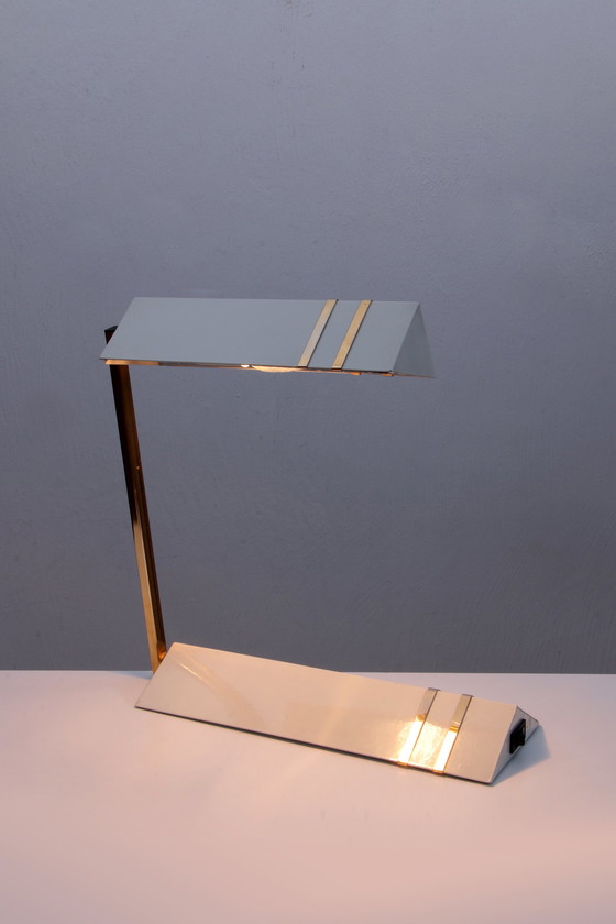 Image 1 of Italiaanse bureaulamp mooi strak design,1960