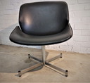 Artifort Exquis Lounge chair door Geoffrey Hartcourt