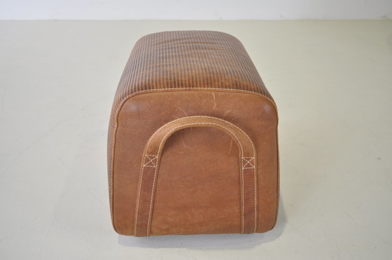 Image 1 of Label Hidde fauteuil + Gin poef