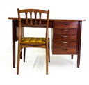 Vintage teakhouten bureau