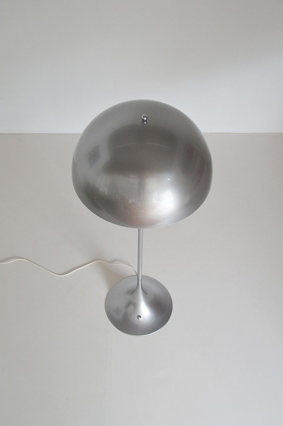 Image 1 of Verner Panton voor Louis Poulsen, Panthella vloerlamp, zeldzame versie