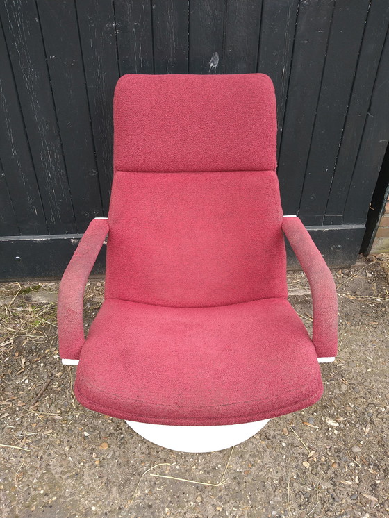 Image 1 of Artifort fauteuil F182