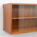 Wandvitrine uit de jaren 60, teakhout, gerestaureerd