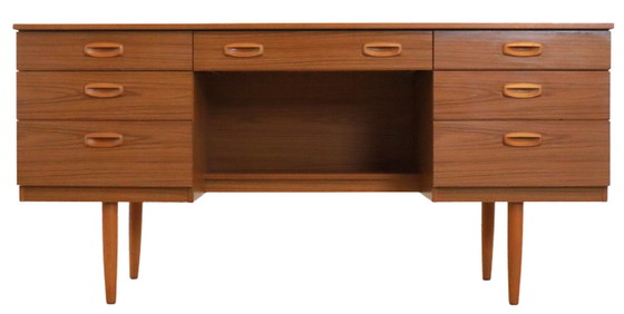 Image 1 of Vintage bureau Schreiber 'Rawcliff' 