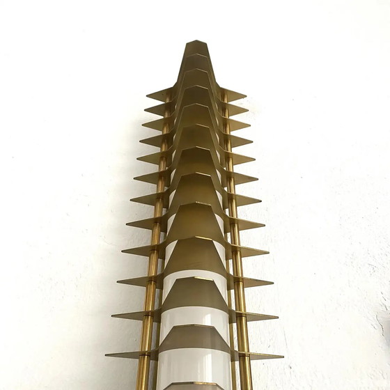 Image 1 of Salone Del Mobile Edition in Milaan, koperen kolossale wandkandelaar 900,