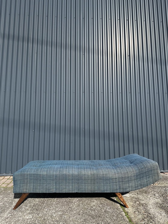 Image 1 of Vintage daybed