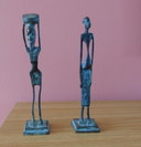 2x bronzen beeldjes