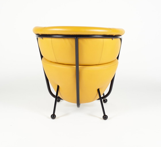 Image 1 of Postmoderne Italiaanse design club fauteuil