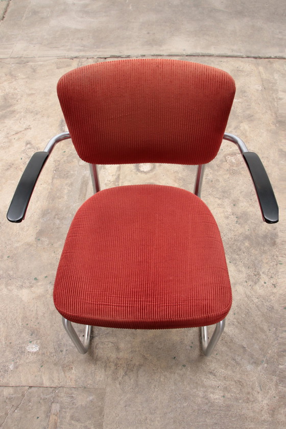 Image 1 of Ahrend Buisframe Stoelen