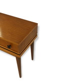 Vintage kaptafel van teakhout met spiegel in erg goede staat