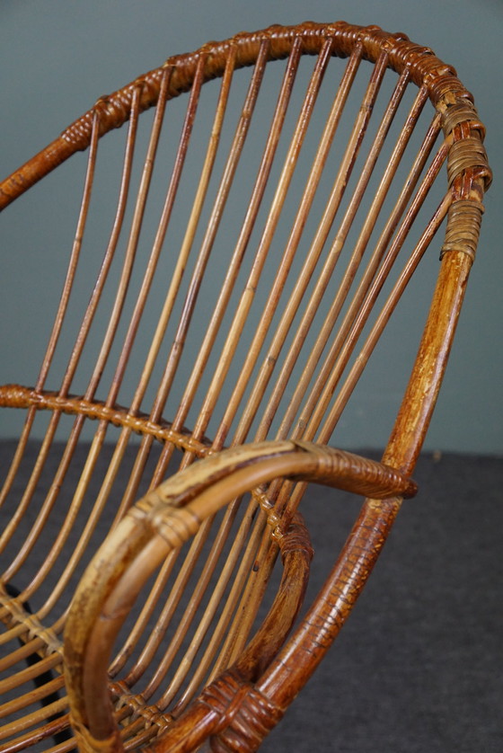 Image 1 of Donkeren rotan fauteuil met armleuningen, Dutch Design, 1960