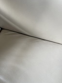 1x Leolux Goncharov fauteuil leer kleur crème. In prijs verlaagd.