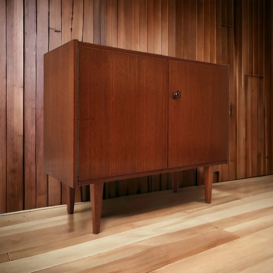 Image 1 of Mid Century kast