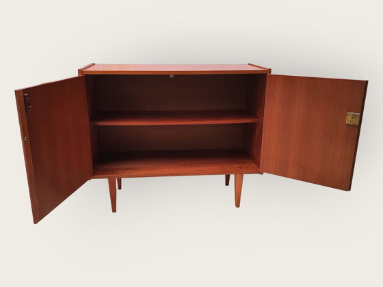 Image 1 of Mid Century kast