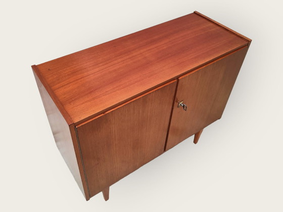 Image 1 of Mid Century kast