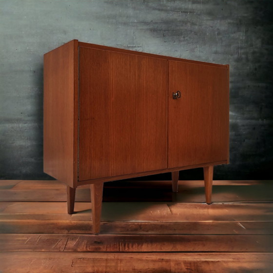 Image 1 of Mid Century kast