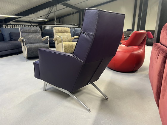 Image 1 of Design On Stock Solo Fauteuil paars leer